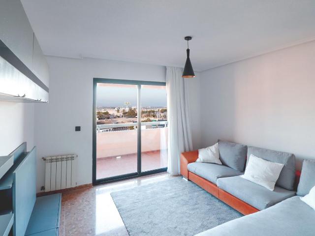 Piso en venta en Alicante, Garbinet Parque de las Avenidas. Excepcional piso en urbanización con piscina, parque infantil y gimnasio. Pisos.