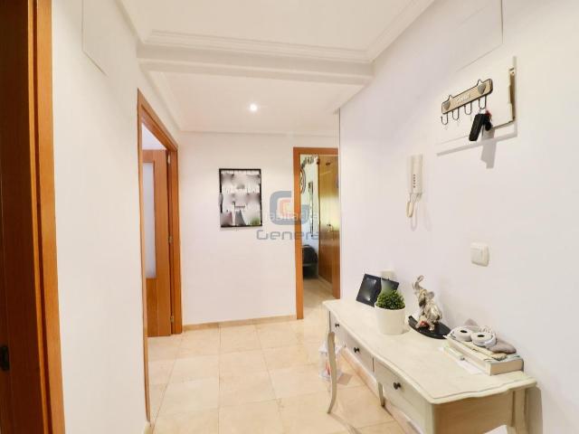 Piso en venta en Alicante, Garbinet Parque de las Avenidas. VENTA DE PISO EN URBANIZACION EN BULEVAR DEL PLA. Pisos.