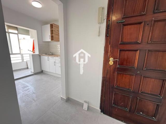 Piso en venta en Alicante, Juan XXIII. INMOPARADISE LES OFRECE ESPECTACULAR VIVIENDA EN LA ZONA DE JUAN XXIIII. Pisos.