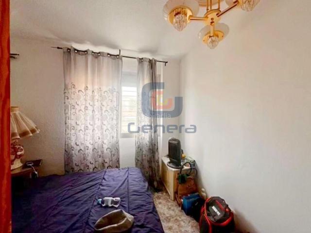 Piso en venta en Alicante, Juan XXIII. Oportunidad única de inversión!. Pisos.