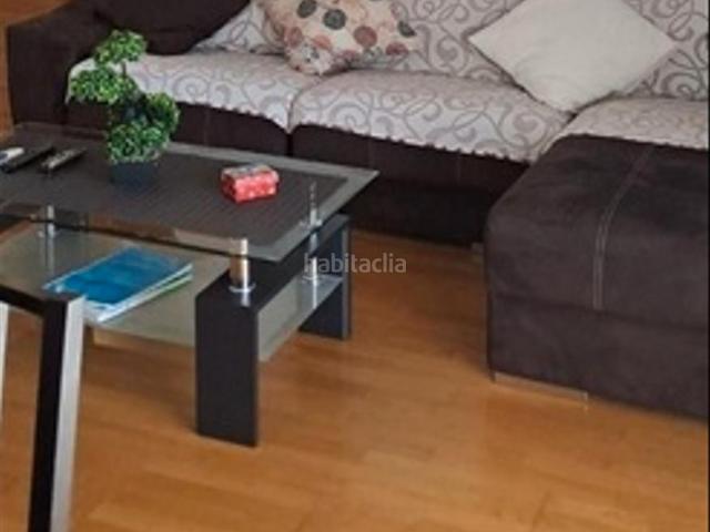 Piso en venta en Alicante, Paus Polígono San Blas. Apartamento con piscina comunitaria, en la provincia de Alicante, en la ciudad de Alicante. 3 habitaciones 132 m² A 2,5 km del. Pisos.
