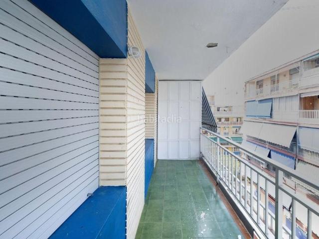 Piso en venta en Alicante, Pla de Bon Repós. Amplio piso con ascensor en la zona de El Pla. Sin comisión de agencia. Pisos.