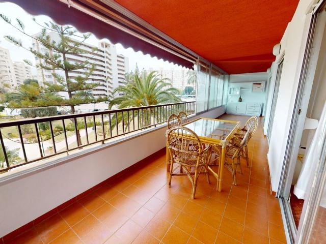 Piso en venta en Alicante, Playa de San Juan. Piso en venta en Avenida San Sebastián. Pisos.
