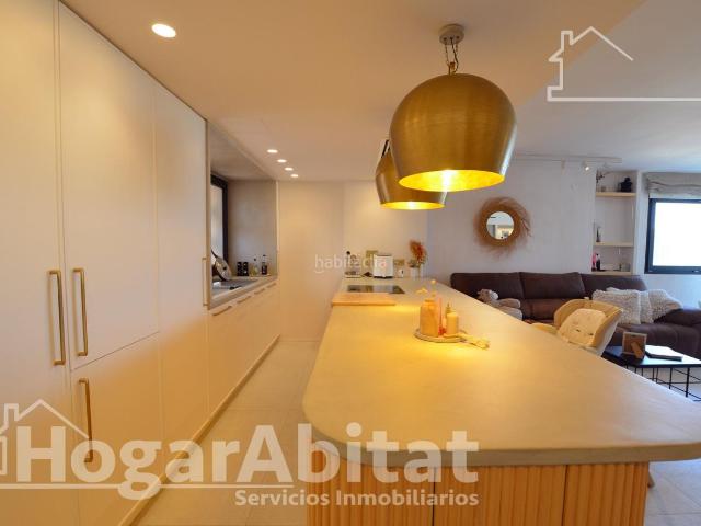 Piso en venta en Alicante, Playa de San Juan. REFORMADO CON PISCINA, GARAJE Y TERRAZA CERCA DE LA PLAYA. Pisos.