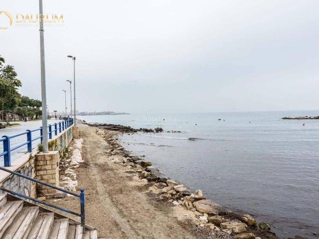 Piso en venta en Alicante, Raval Roig Virgen del Socorro. FABULOSO PISO DE 5 HABITACIONES DIVIDIDO EN 2 APARTAMENTOS. Pisos.
