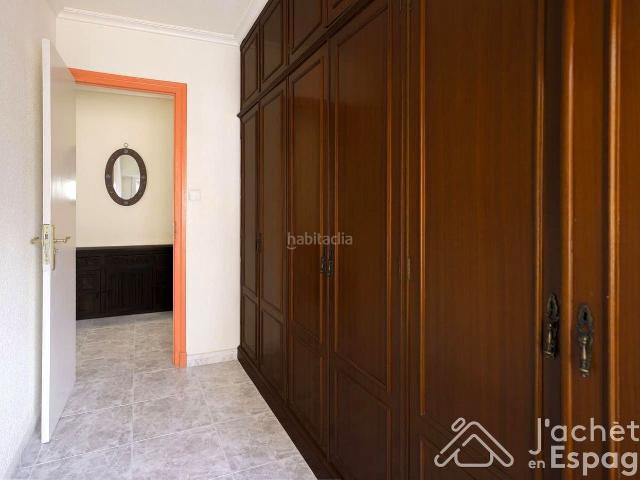 Piso en venta en Alicante, San Antón. PISO EN EL CENTRO DE ALICANTE. Pisos.