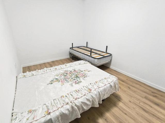 Piso en venta en Alicante, San Antón. Pisos.