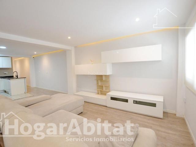 Piso en venta en Alicante, San Blas. COMPLETAMENTE REFORMADO CON GARAJE. Pisos.