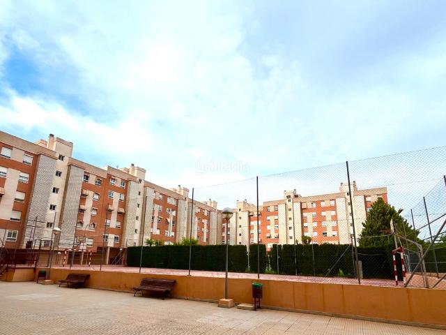 Piso en venta en Alicante, Tómbola. Piso en venta urbanización tómbola. Pisos.