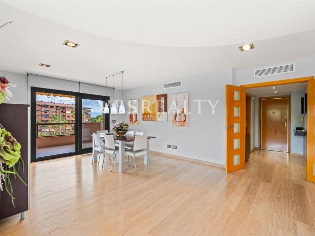 Piso en venta en Alicante, Vistahermosa. Piso en una de las zonas más exclusivas del conocido barrio Vistahermosa!. Pisos.