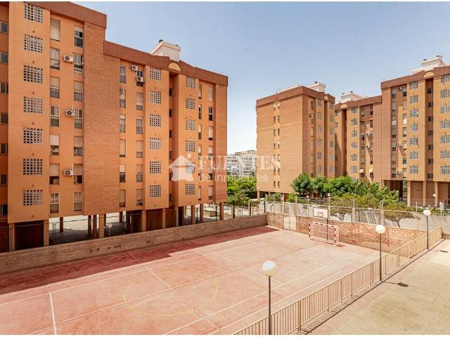 Piso en venta en Alicante, Virgen del Remedio Parque Lo Morant. Ocasion piso con piscina, garaje y trastero. Pisos.