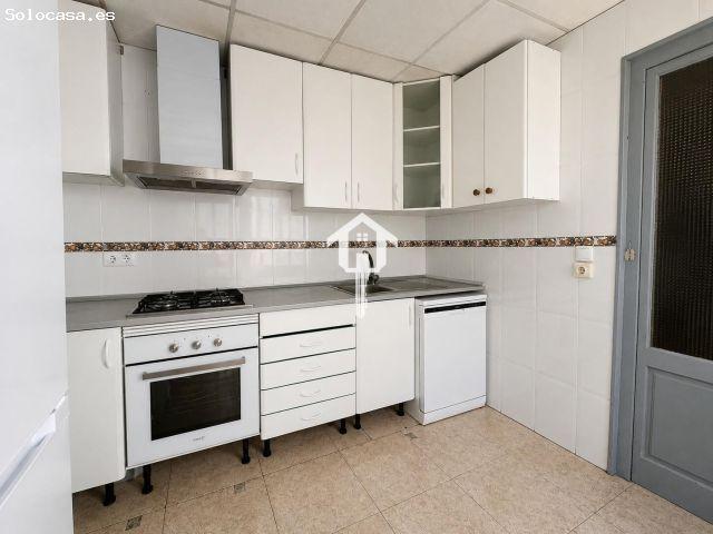PISO EN VENTA EN ALICANTE. 107m2, 4 HABITACIONES, 1 BAÑO, SEGUNDA PLANTA SIN ASCENSOR. ZONA DE SANTO
