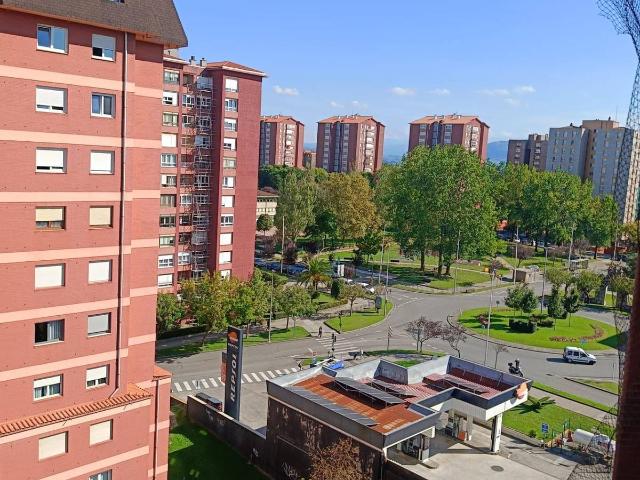 Piso en Venta en Alisal San Román