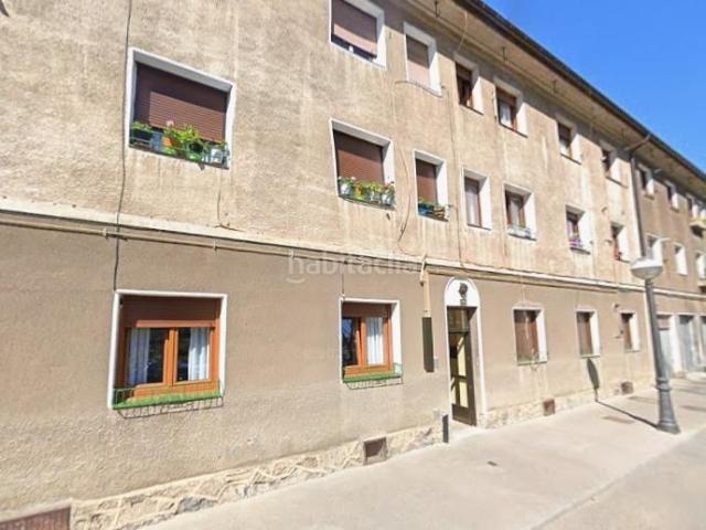 Piso en venta en Alonsotegi. Piso de 70m con Inquilino 8.51 rentabilidad bruta. Pisos.