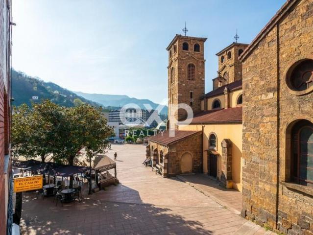 Piso en venta en Aller, Moreda 1