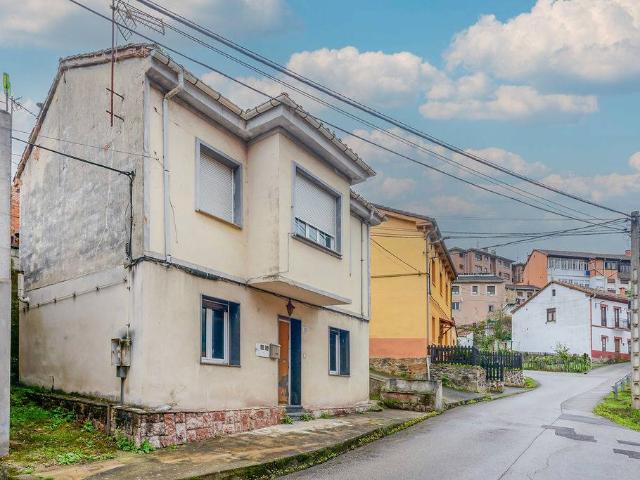Piso en Venta en Aller