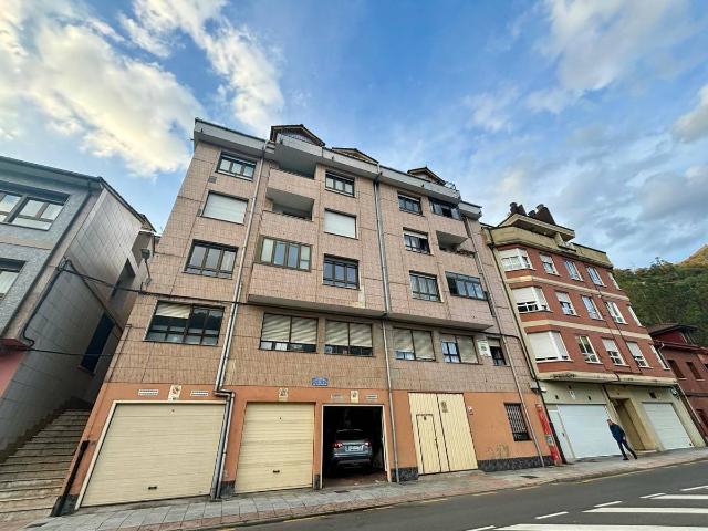 Piso en Venta en Aller