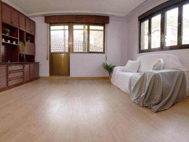 Piso en Venta en Aller