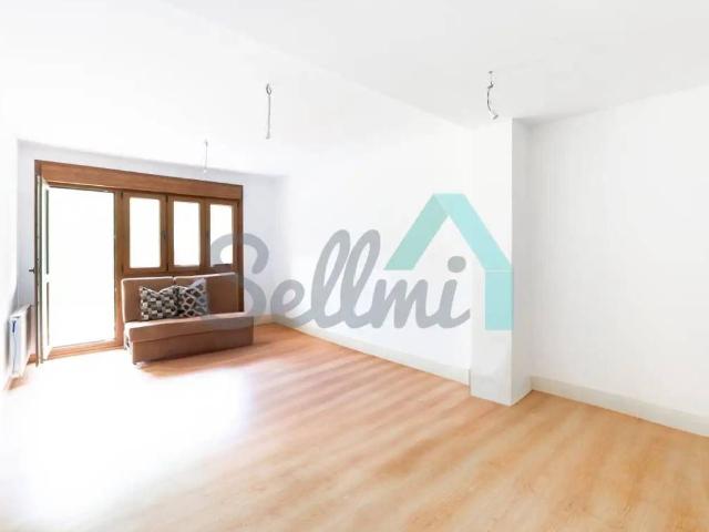 Piso en Venta en Aller
