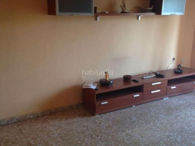Piso en venta en Almodóvar del Campo. Se vende piso de 100 metros, en el Jardín de Almodóvar del Campo. Pisos Almodóvar del.