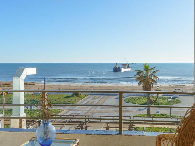 Piso en venta en Almonte, Caño Guerrero. Piso de 125 m² en primera línea de playa con vistas al mar y 2 garajes. Pisos.