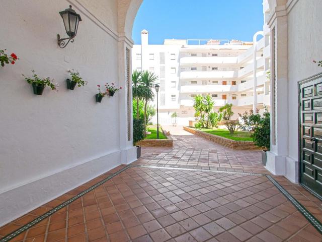 Piso en venta en Almonte, Caño Guerrero. Vive el mar cada día desde la comodidad de tu hogar. Pisos.