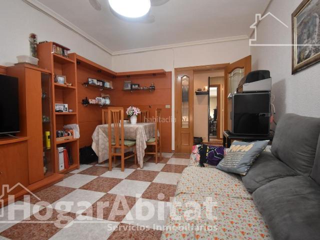 Piso en venta en Almazora Almassora, Centro. REFORMADO, BONITO Y ACOGEDOR CERCA DE AV. DE JOSE ORTIZ. Pisos Almazora.