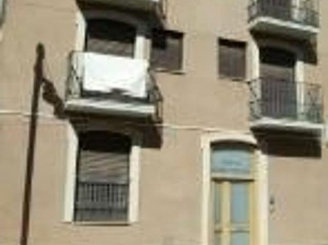 Piso en venta en Almacelles, de 100 m² 1 habitación por 53.000