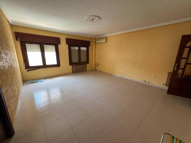 Piso en Venta en Almadén