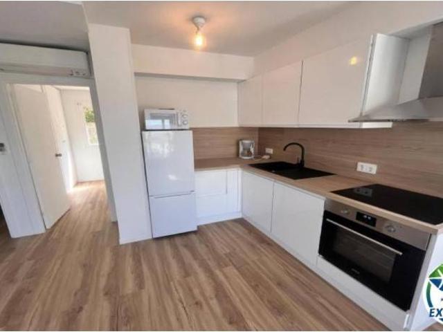 Piso en Venta en Almadrava Canyelles Puig Rom