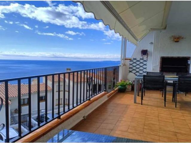 Piso en Venta en Almadrava Canyelles Puig Rom