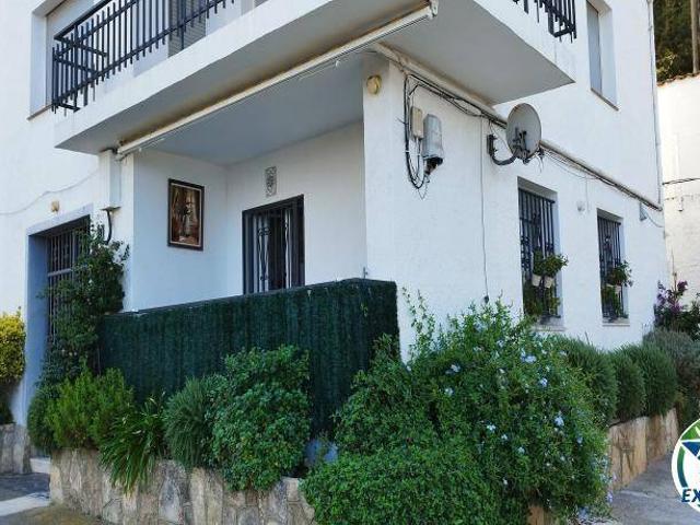 Piso en Venta en Almadrava Canyelles Puig Rom