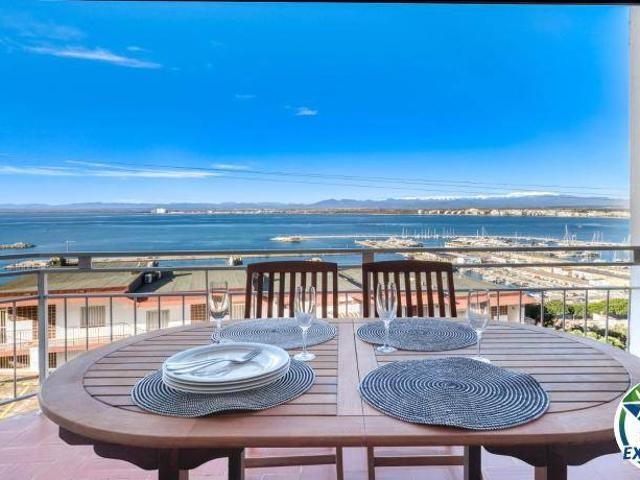 Piso en Venta en Almadrava Canyelles Puig Rom