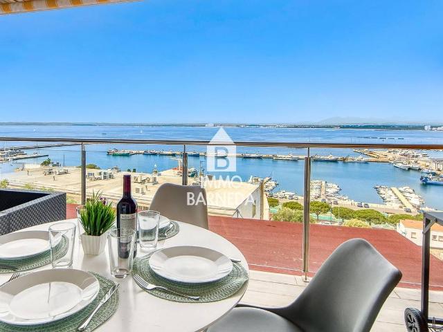 Piso en Venta en Almadrava Canyelles Puig Rom