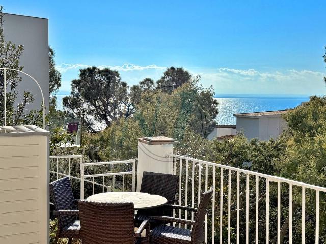 Piso en Venta en Almadrava Canyelles Puig Rom