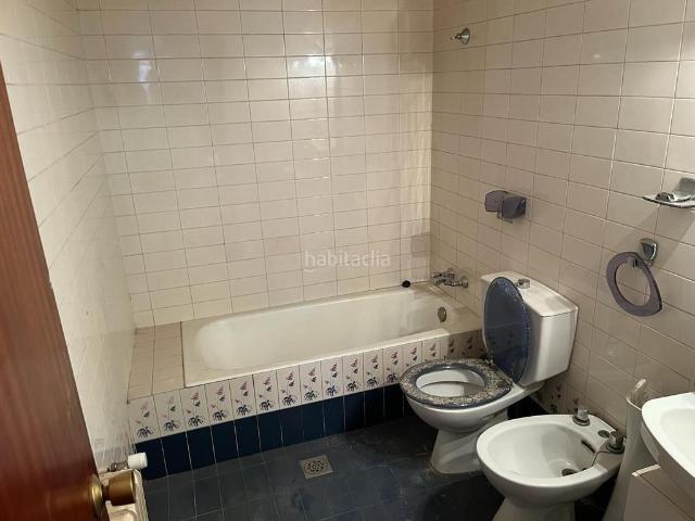 Piso en venta en Almansa. PISO DE 3 HABITACIONES SEMIREFORMADO. PARA TERMINAR. Pisos.