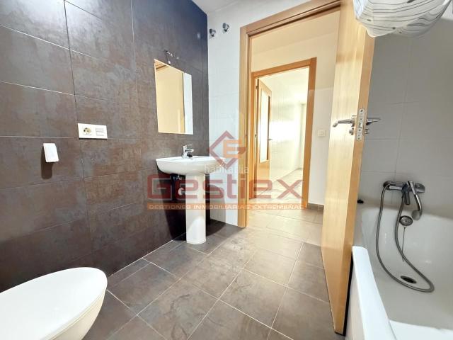 Piso en venta en Almendralejo. EN VENTA PISO EN ZONA INSTITUTO SANTIAGO APOSTOL. Pisos.