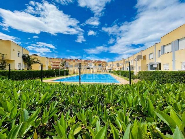 Piso en Venta en Almerimar
