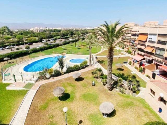 Piso en Venta en Almería