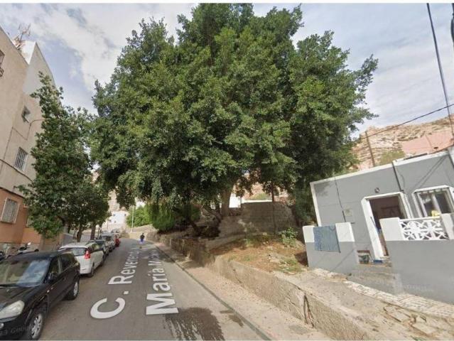 Piso en Venta en Almería