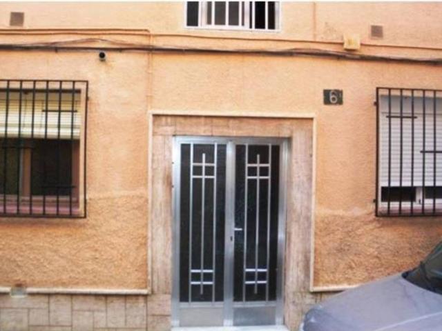 Piso en Venta en Almería