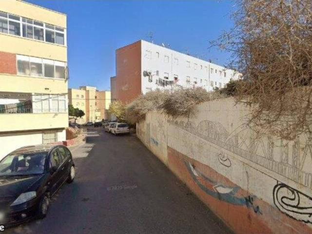 Piso en Venta en Almería