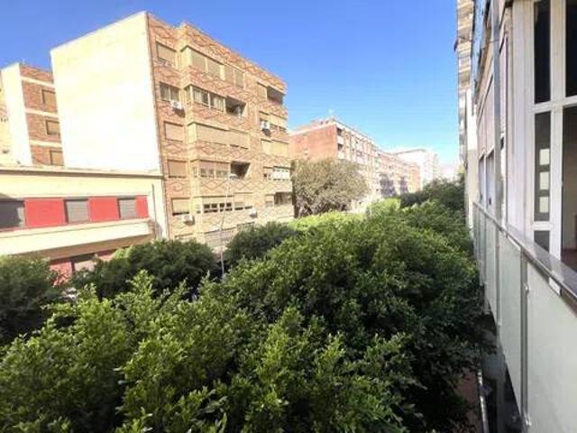 Piso en Venta en Almería