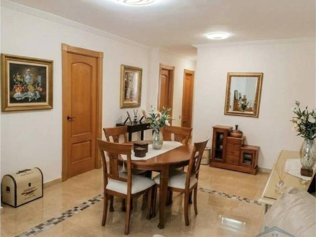 Piso en Venta en Almería