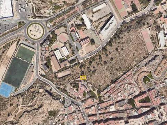 Piso en Venta en Almería