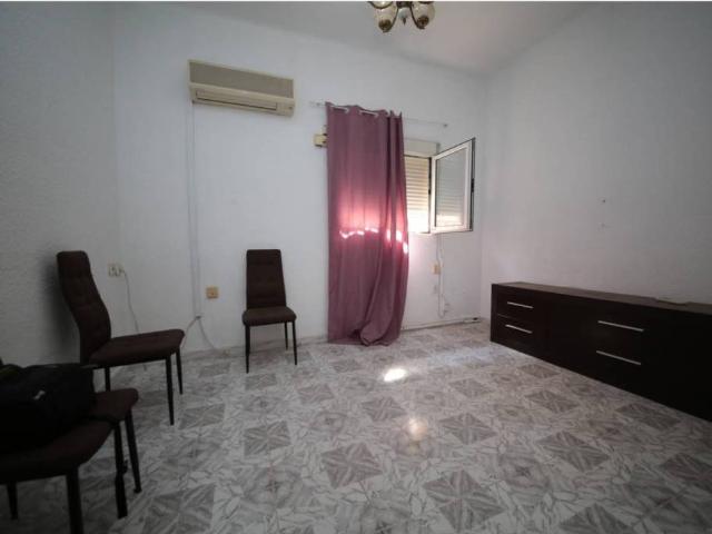 Piso en Venta en Almería