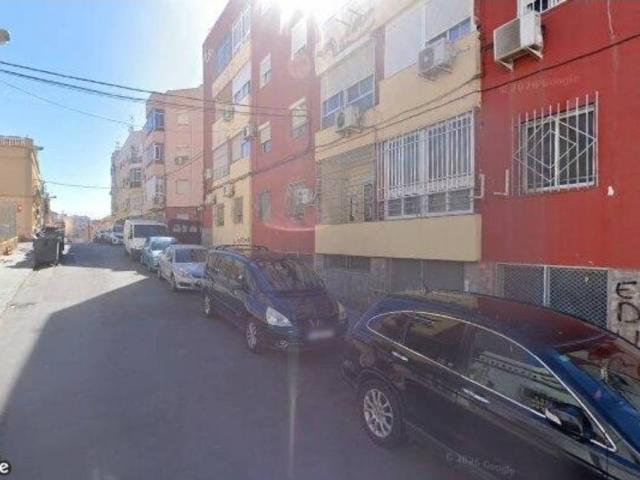 Piso en Venta en Almería