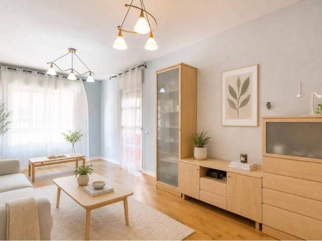 Piso en Venta en Almería