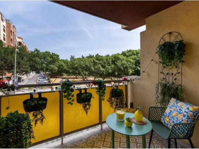 Piso en Venta en Almería