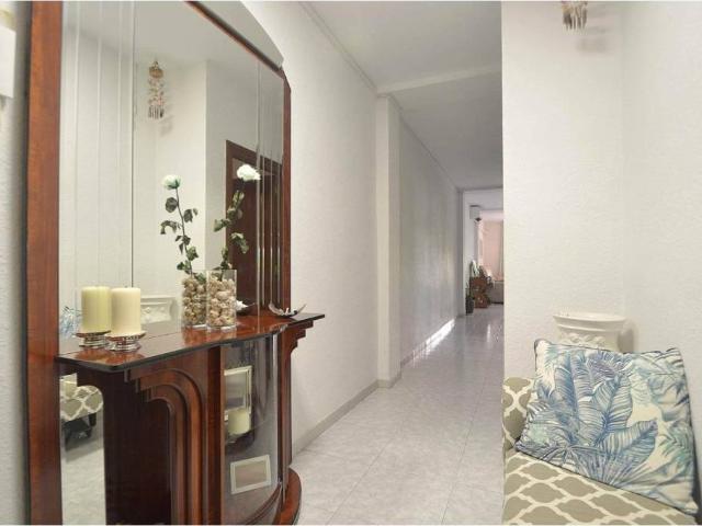 Piso en Venta en Almería